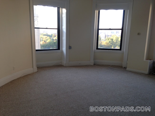 Boston - $3,100 /mo