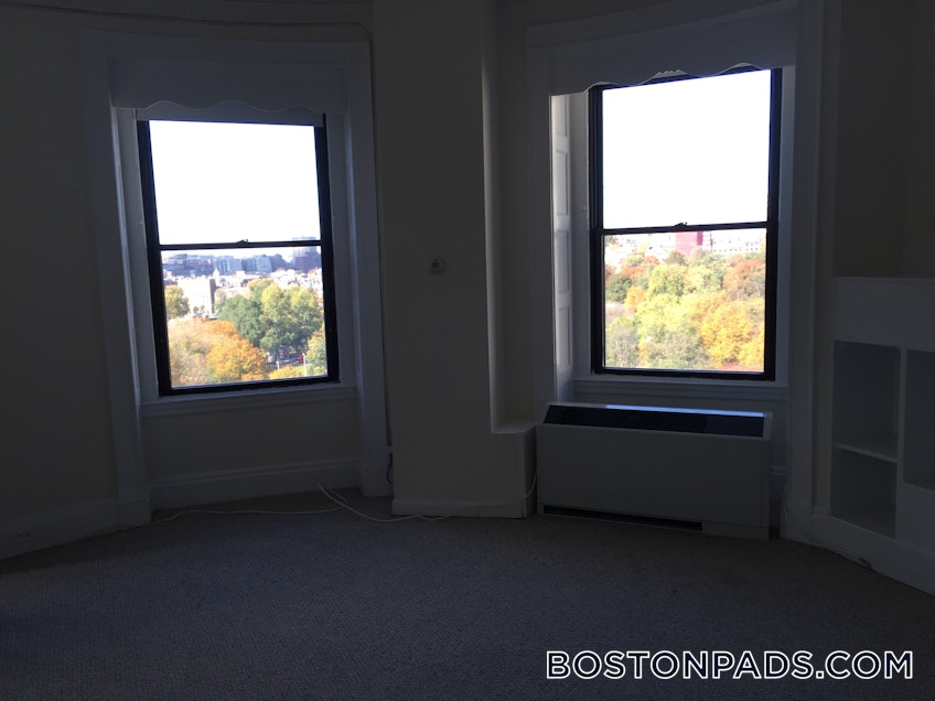 Boston - $3,100 /month