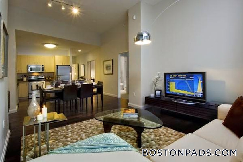 Boston - $4,095 /month