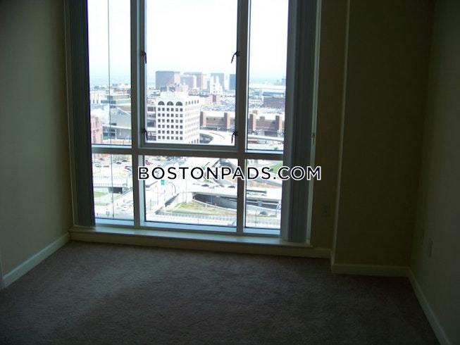 Boston - $2,851 /mo