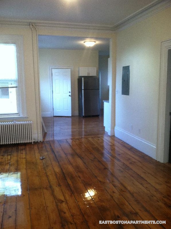 Boston - $3,000 /mo