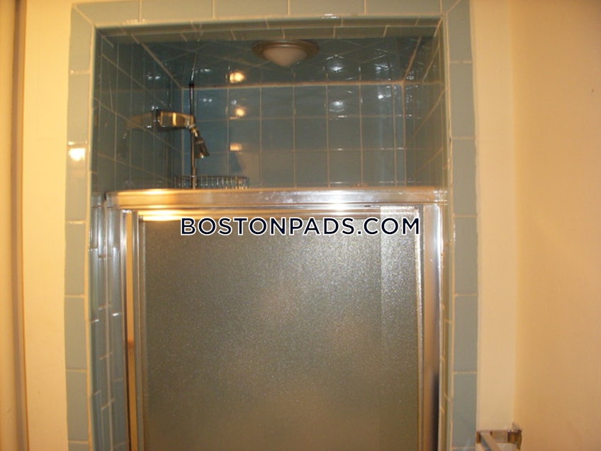 Boston - $2,750 /month