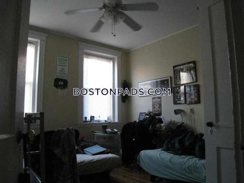 Boston - $2,695 /month