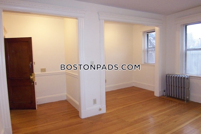 Boston - $2,475 /mo