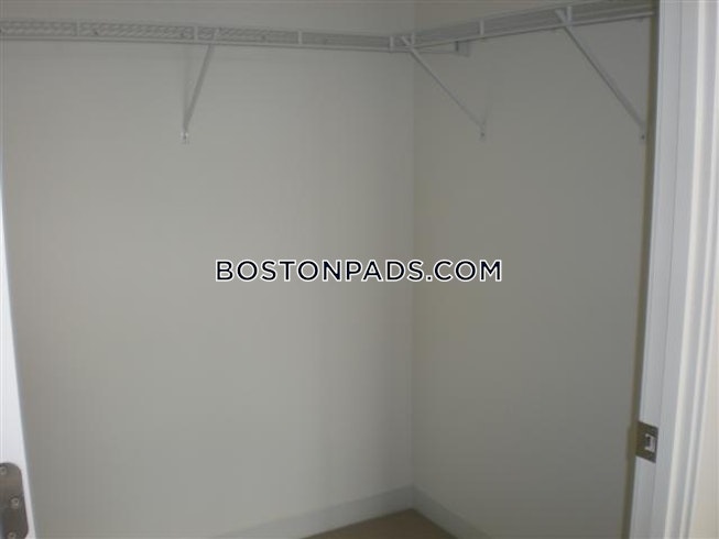 Boston - $7,249 /mo