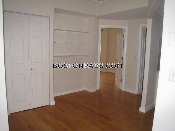fenwaykenmore-apartment-for-rent-2-bedrooms-1-bath-boston-3700-4623385 