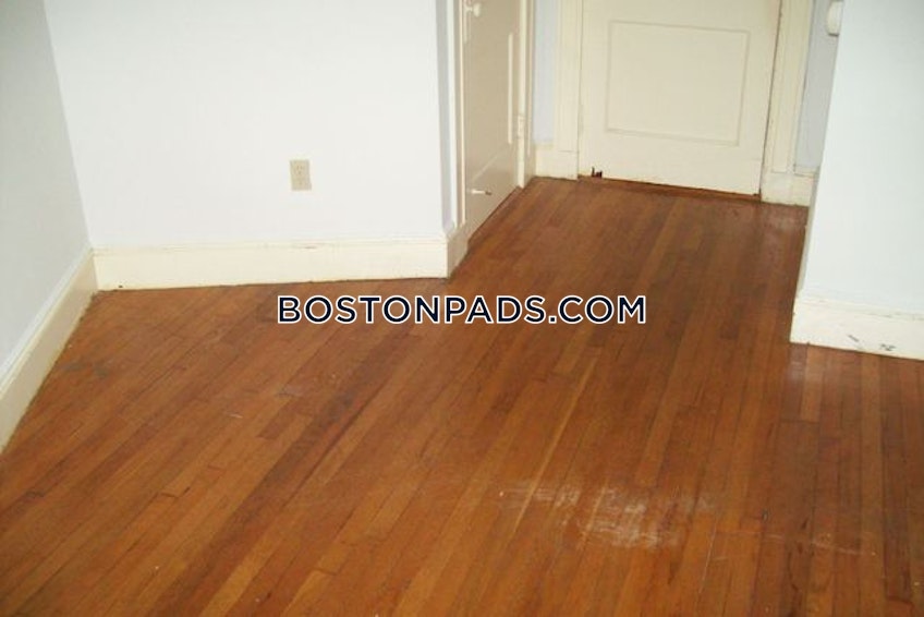 Boston - $2,150 /month