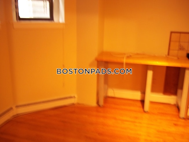 Boston - $2,150 /mo