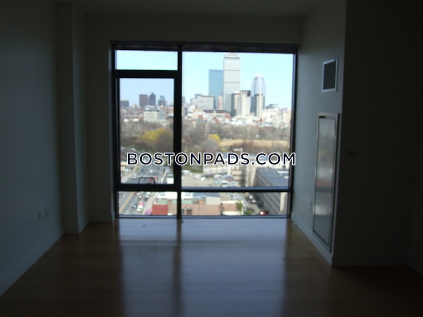 Boston - $4,131 /month