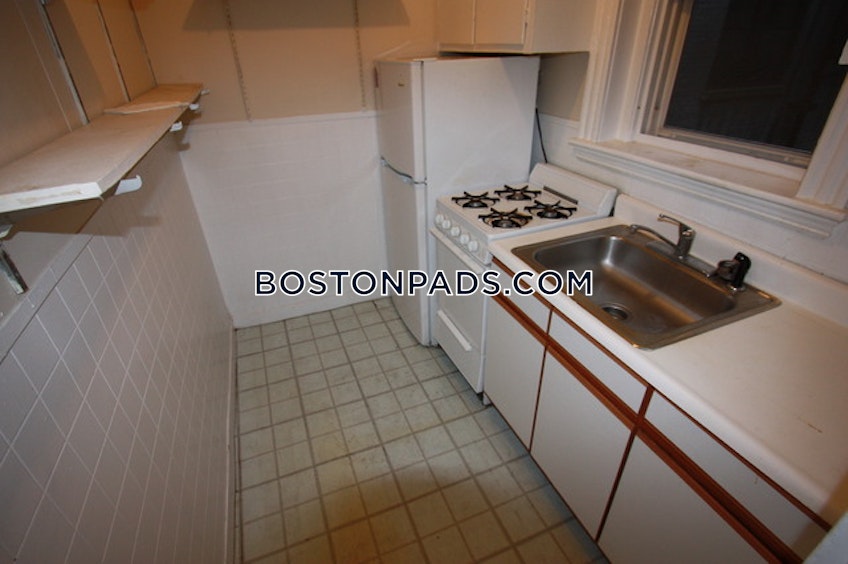 Boston - $2,200 /month