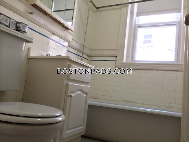 Boston - $2,775 /mo