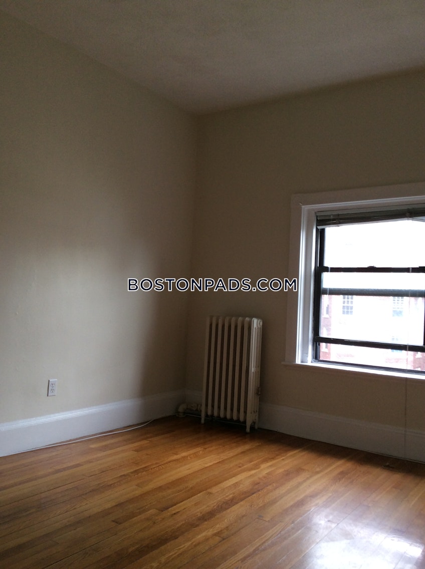 Boston - $3,300 /month