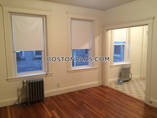 Boston - $2,875 /mo