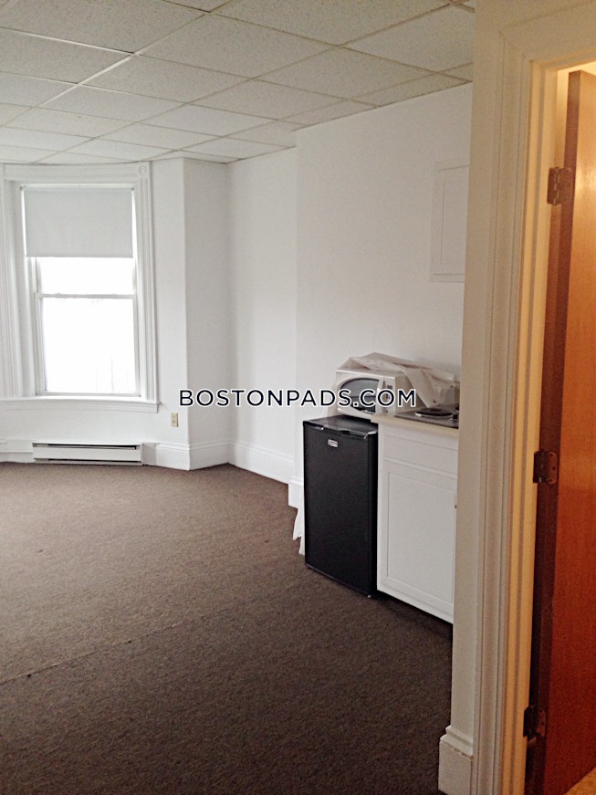 Boston - $2,195 /mo