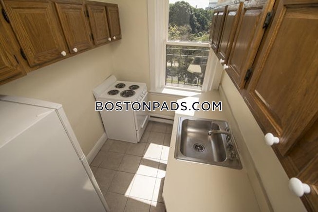 Boston - $2,045 /mo