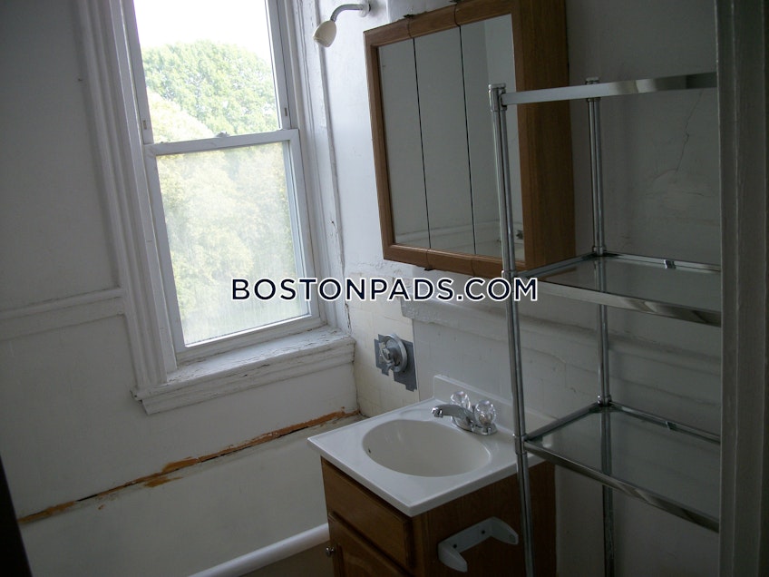 Boston - $2,650 /month