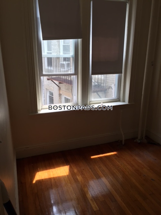 Boston - $2,195 /mo