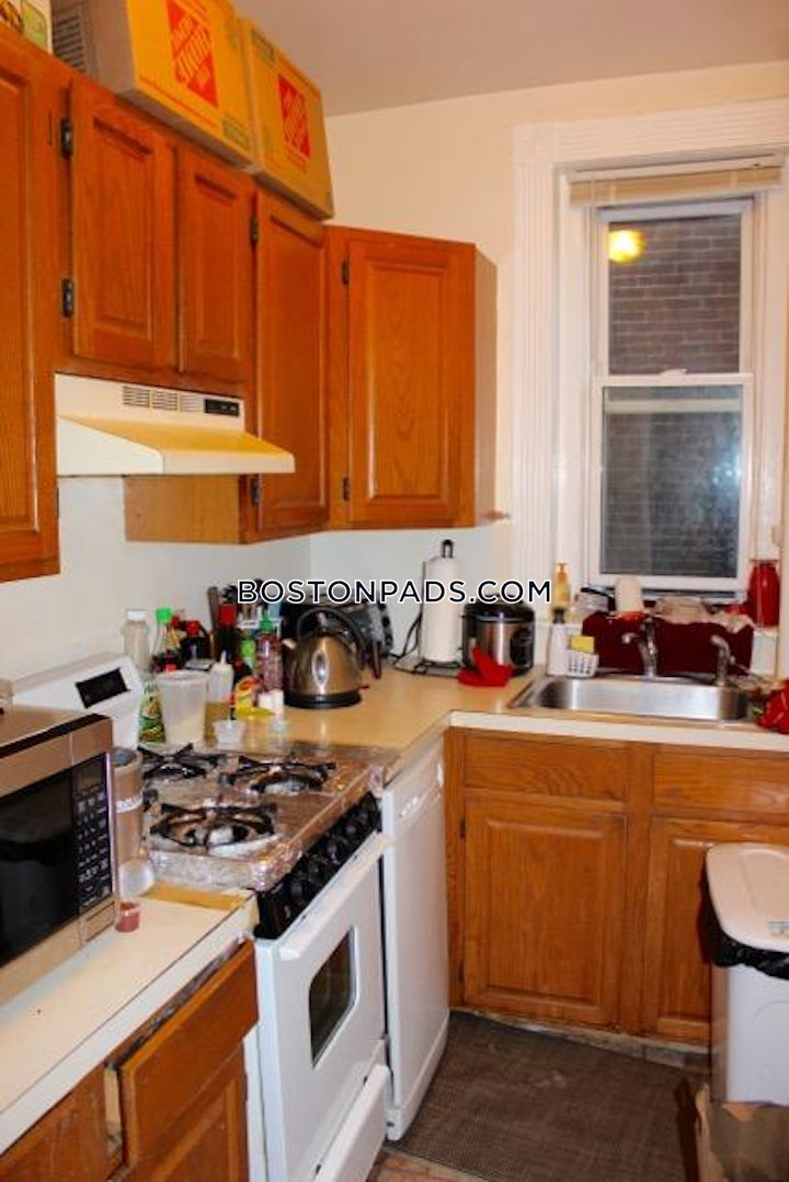 fenwaykenmore-3-beds-1-bath-boston-4000-4509913 