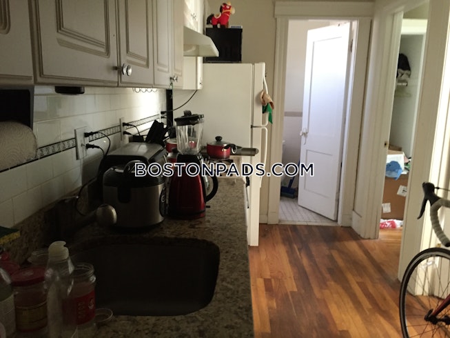 Boston - $3,600 /mo