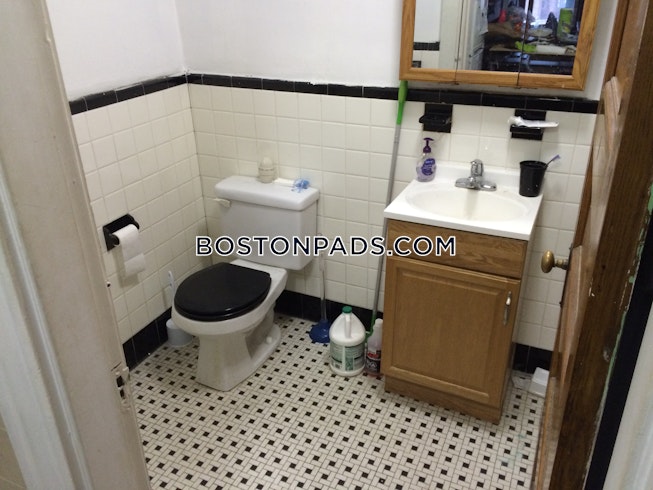 Boston - $2,000 /mo