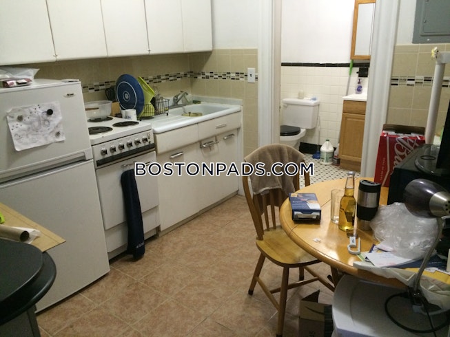 Boston - $2,000 /mo