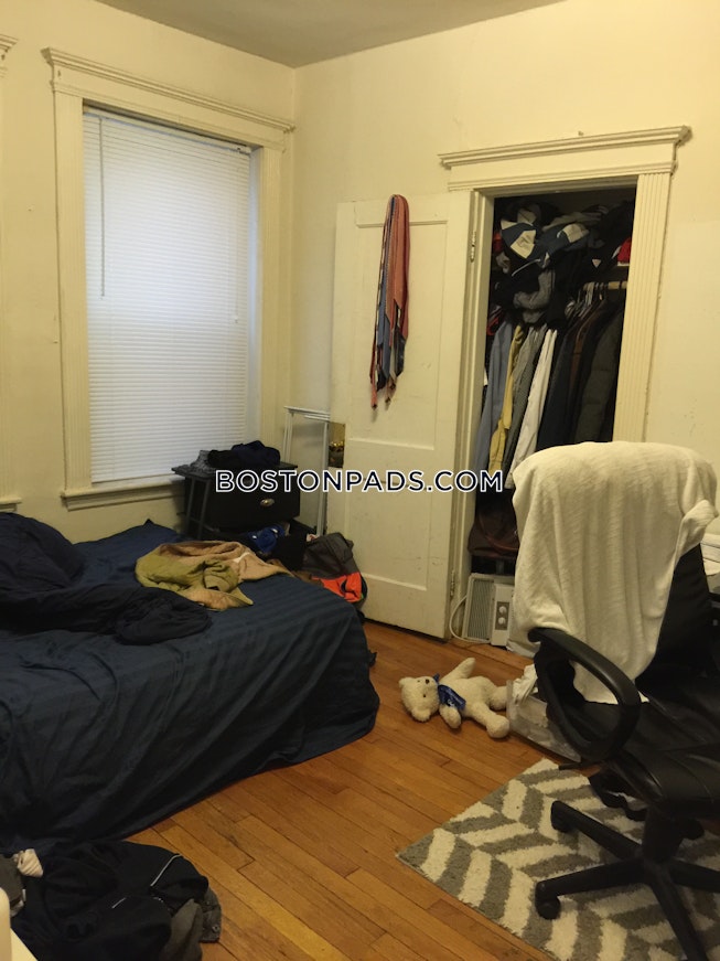 Boston - $3,000 /mo