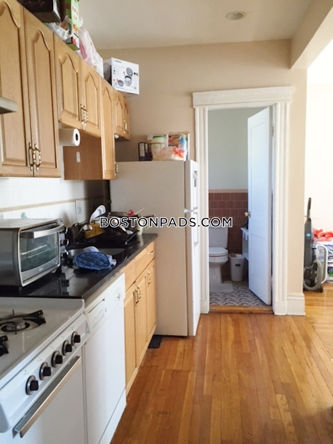 Boston - $3,400 /mo