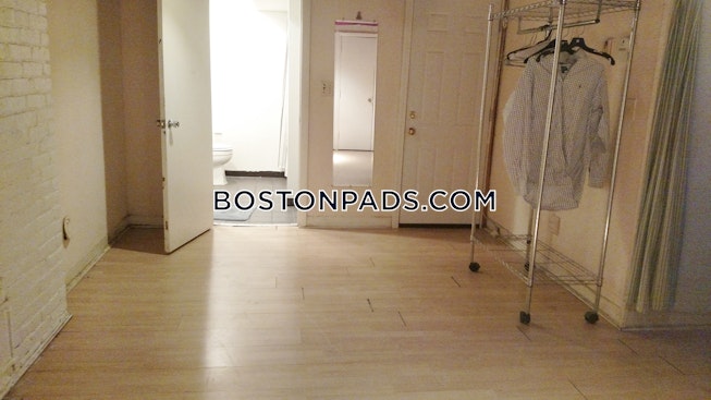 Boston - $2,250 /mo