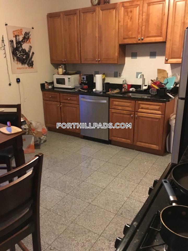 fort-hill-apartment-for-rent-3-bedrooms-15-baths-boston-3900-4549747 