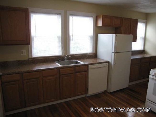 Boston - $3,100 /mo