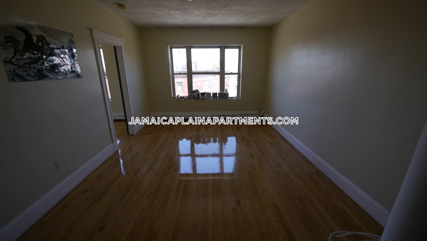 Boston - $2,900 /month