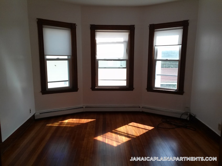 Boston - $3,800 /month