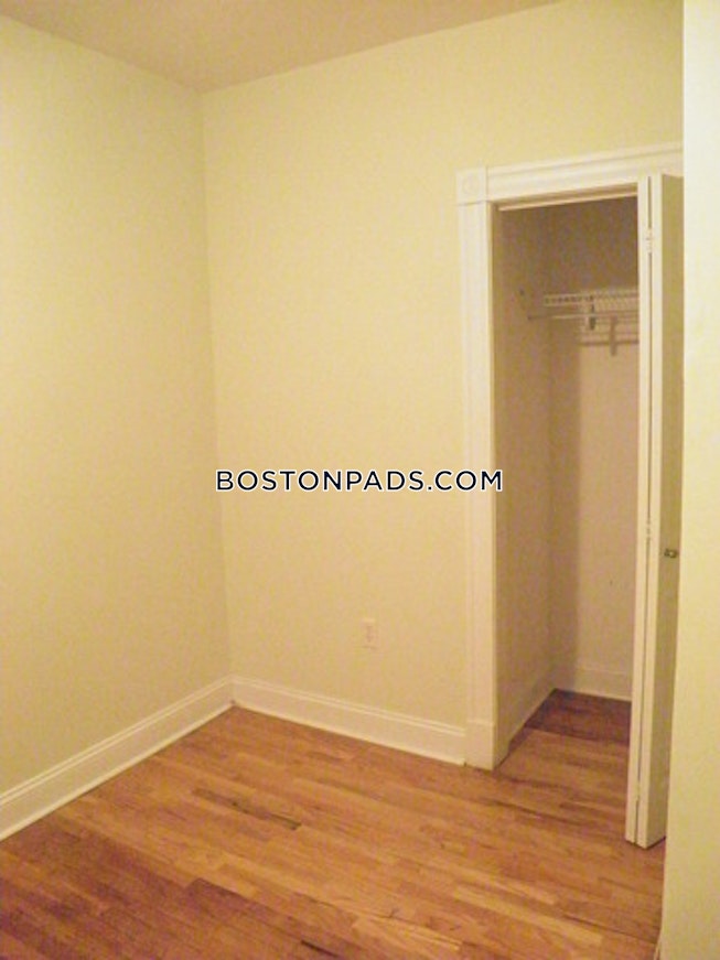 Boston - $3,100 /mo