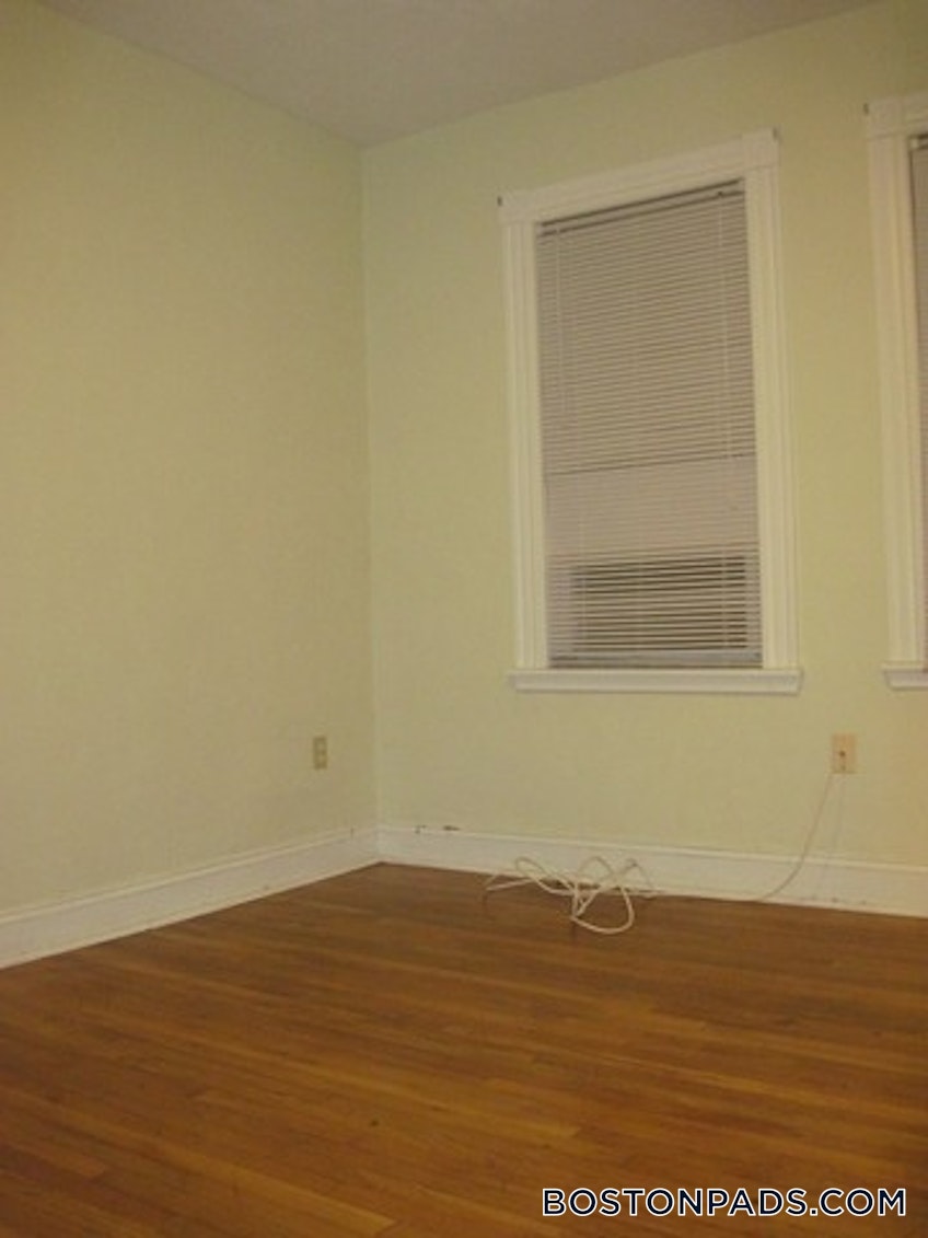 Boston - $3,750 /month