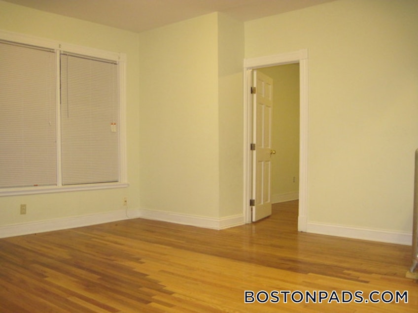 Boston - $3,750 /month