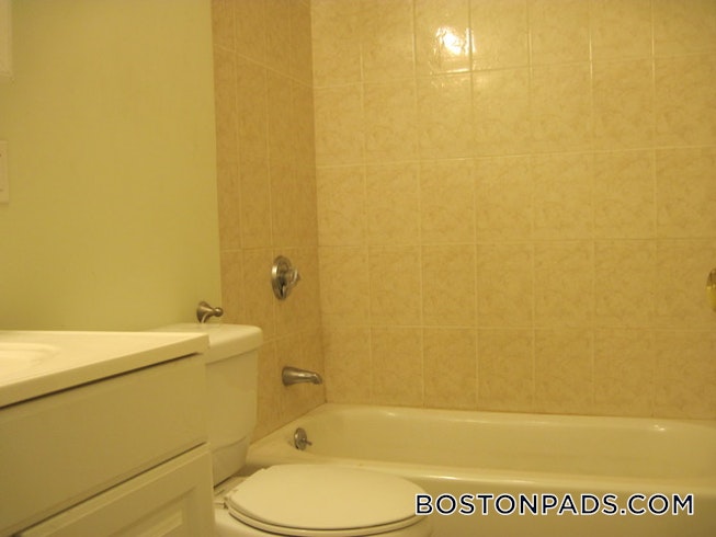 Boston - $3,750 /mo