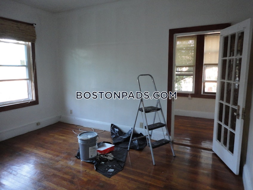 Boston - $2,350 /month