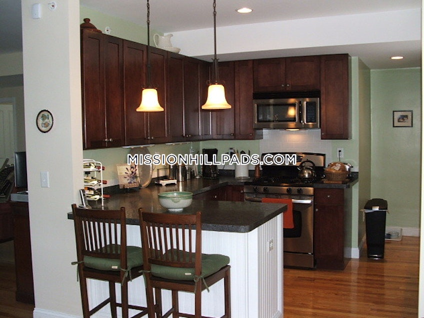 Roxbury Crossing - $3,850 /month