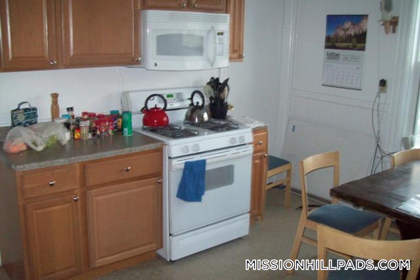 Boston - $5,900 /month