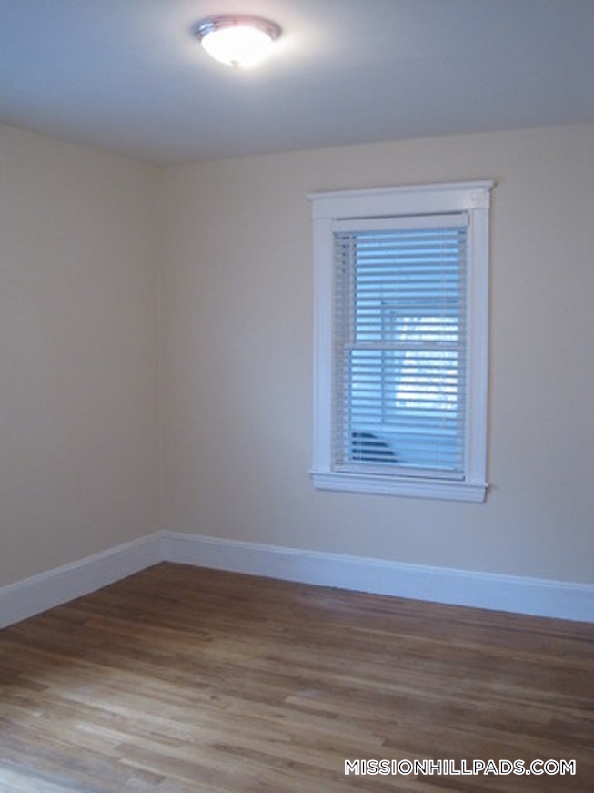 Roxbury Crossing - $6,570 /mo