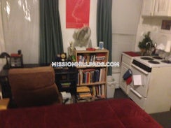 Boston, $1,600/mo