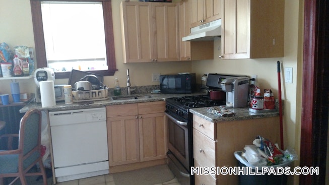 Roxbury Crossing - $4,500 /mo