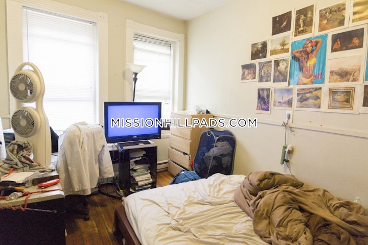 mission-hill-apartment-for-rent-2-bedrooms-1-bath-boston-3750-4412387 