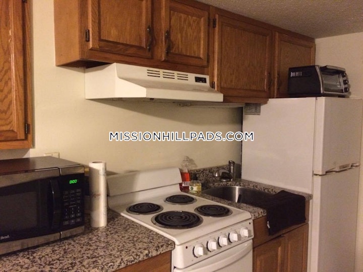 mission-hill-apartment-for-rent-studio-1-bath-boston-2100-4563246 