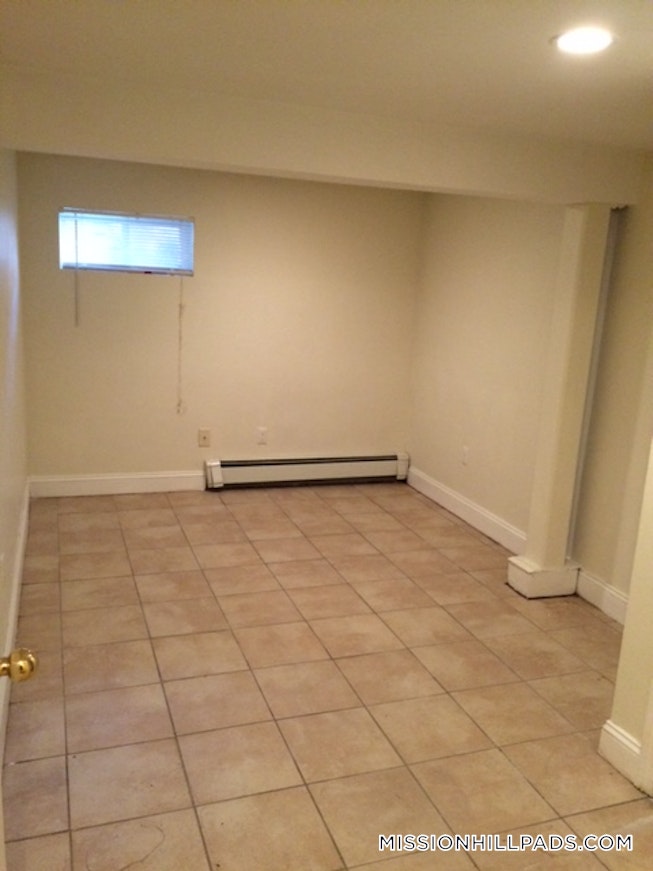 Roxbury Crossing - $3,600 /mo