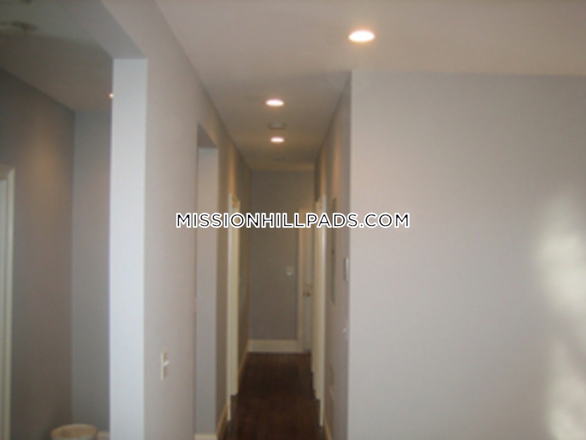 Roxbury Crossing - $4,350 /month