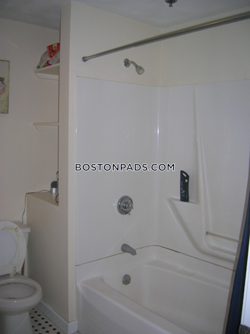 Boston - $2,250 /month