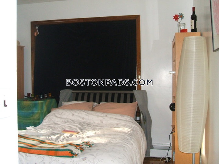 north-end-apartment-for-rent-2-bedrooms-1-bath-boston-3400-4556213 