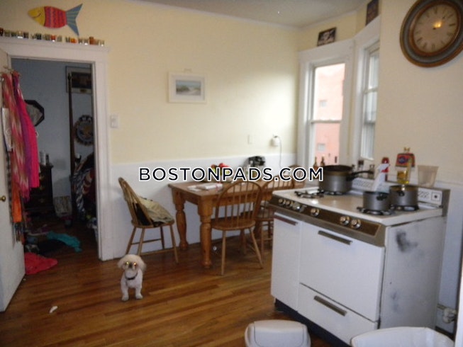 Boston - $3,500 /mo