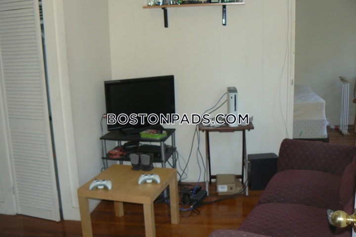 Charter St. Boston picture 35